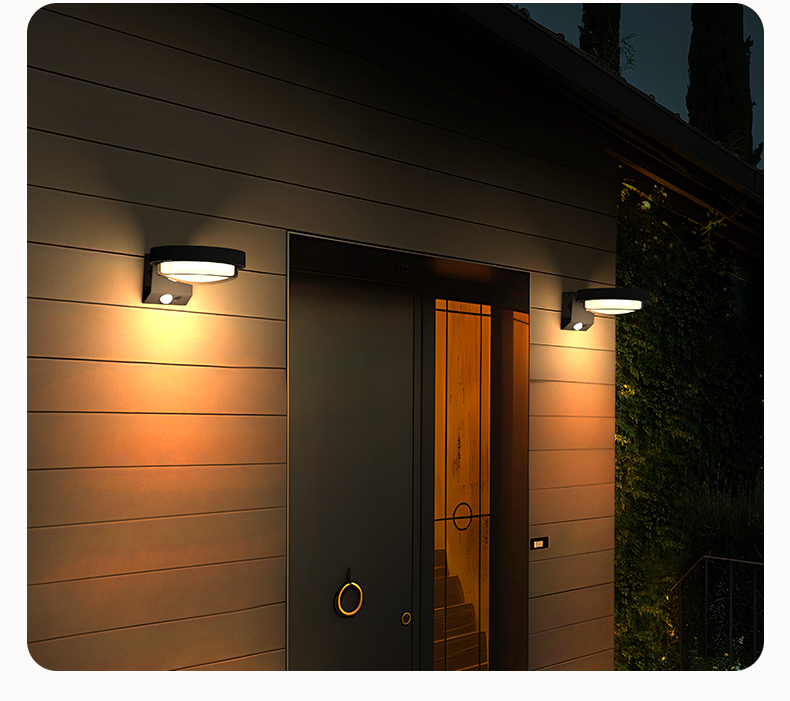 A Recomendación para estes tres apliques solares