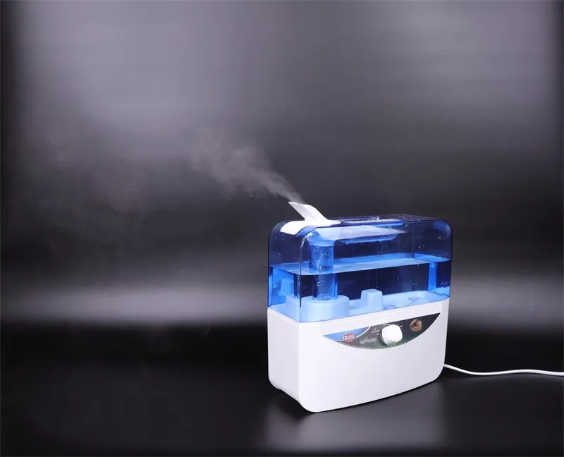 Humidificador ultrasónico de cabeza de nebulización giratoria de 360 ​​° para mascotas trepadoras