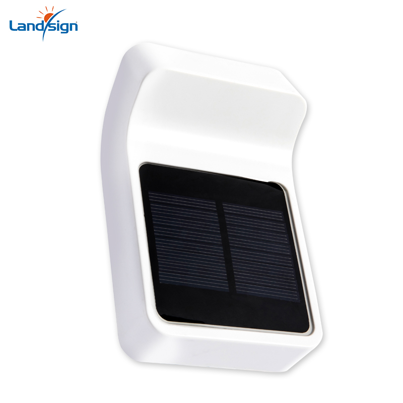 Lámpara de pared con sombra solar para exteriores